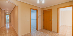 Resale - Apartment / flat - Torrevieja - Centro