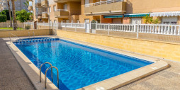 Resale - Apartment / flat - Torrevieja - Centro