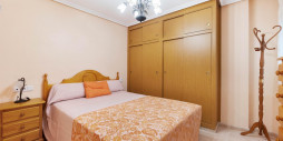 Resale - Apartment / flat - Torrevieja - Estacion de autobuses