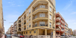 Resale - Apartment / flat - Torrevieja - Estacion de autobuses