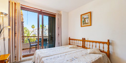 Resale - Apartment / flat - Torrevieja - La Entrada