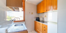 Resale - Apartment / flat - Torrevieja - La Mata pueblo