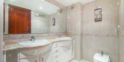 Resale - Apartment / flat - Torrevieja - La Mata pueblo