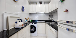 Resale - Apartment / flat - Torrevieja - La Mata
