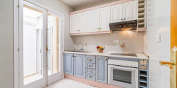 Resale - Apartment / flat - Torrevieja - La Siesta - El Salado - Torreta