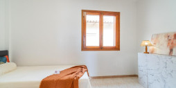 Resale - Apartment / flat - Torrevieja - La Siesta - El Salado - Torreta