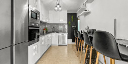 Resale - Apartment / flat - Torrevieja - La Siesta - El Salado -  Torreta