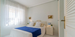 Resale - Apartment / flat - Torrevieja - Los Frutales