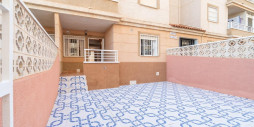 Resale - Apartment / flat - Torrevieja - Nueva Torrevieja