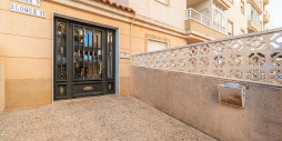 Resale - Apartment / flat - Torrevieja - Nueva Torrevieja