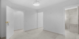 Resale - Apartment / flat - Torrevieja - Playa del Acequión