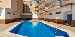 Resale - Apartment / flat - Torrevieja - Playa del Cura