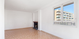 Resale - Apartment / flat - Torrevieja - Punta Prima