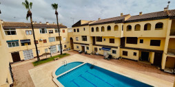 Resale - Apartment / flat - Torrevieja - Punta Prima