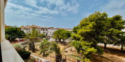 Resale - Apartment / flat - Torrevieja - Punta Prima