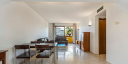 Resale - Apartment / flat - Torrevieja - Punta Prima