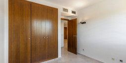 Resale - Apartment / flat - Torrevieja - Punta Prima