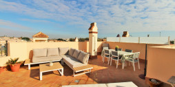 Resale - Apartment / flat - Torrevieja - Punta Prima