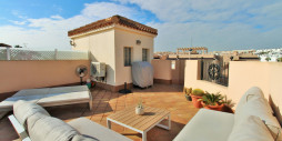 Resale - Apartment / flat - Torrevieja - Punta Prima