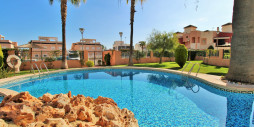 Resale - Apartment / flat - Torrevieja - Punta Prima