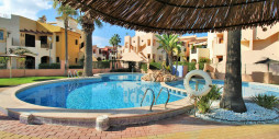 Resale - Apartment / flat - Torrevieja - Punta Prima