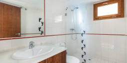 Resale - Apartment / flat - Torrevieja - Punta Prima