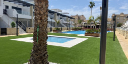 Resale - Apartment / flat - Torrevieja - Punta Prima