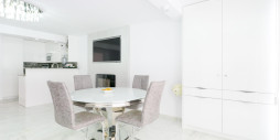 Resale - Apartment / flat - Torrevieja - Punta prima