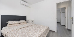 Resale - Apartment / flat - Torrevieja - Punta Prima