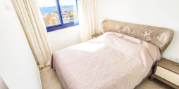 Resale - Apartment / flat - Torrevieja - Punta Prima