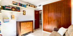 Resale - Apartment / flat - Torrevieja - Punta Prima