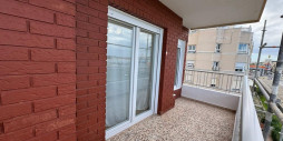Resale - Apartment / flat - Torrevieja - Punta prima