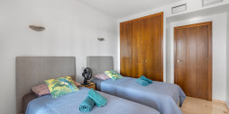 Resale - Apartment / flat - Torrevieja - Punta Prima