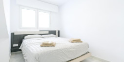 Resale - Apartment / flat - Torrevieja - Punta prima