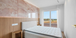 Resale - Apartment / flat - Torrevieja - Punta prima