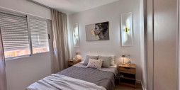 Resale - Apartment / flat - Torrevieja - Torrevieja Centro