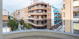Resale - Apartment / flat - Torrevieja - torrevieja