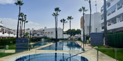 Resale - Apartment / flat - Villamartín - Villamartin