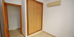 Resale - Apartment / flat - Villamartin