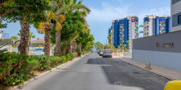 Resale - Apartments - Orihuela Costa - Punta Prima