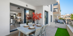 Resale - Apartments - Orihuela Costa - Villamartín
