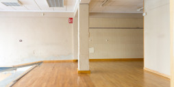 Resale - Commercial property - Torrevieja - Torrevieja Centro