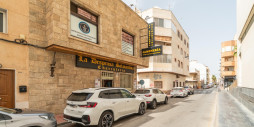 Resale - Commercial - Torrevieja - Paseo maritimo