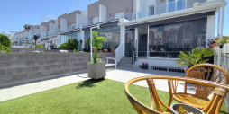 Resale - Corner townhouse - Torrevieja