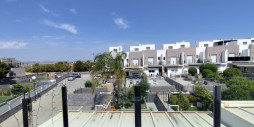 Resale - Corner townhouse - Torrevieja