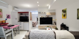 Resale - Corner townhouse - Torrevieja