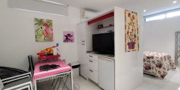 Resale - Corner townhouse - Torrevieja