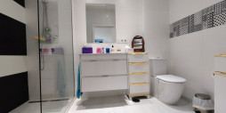 Resale - Corner townhouse - Torrevieja