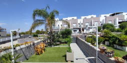 Resale - Corner townhouse - Torrevieja