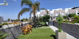 Resale - Corner townhouse - Torrevieja